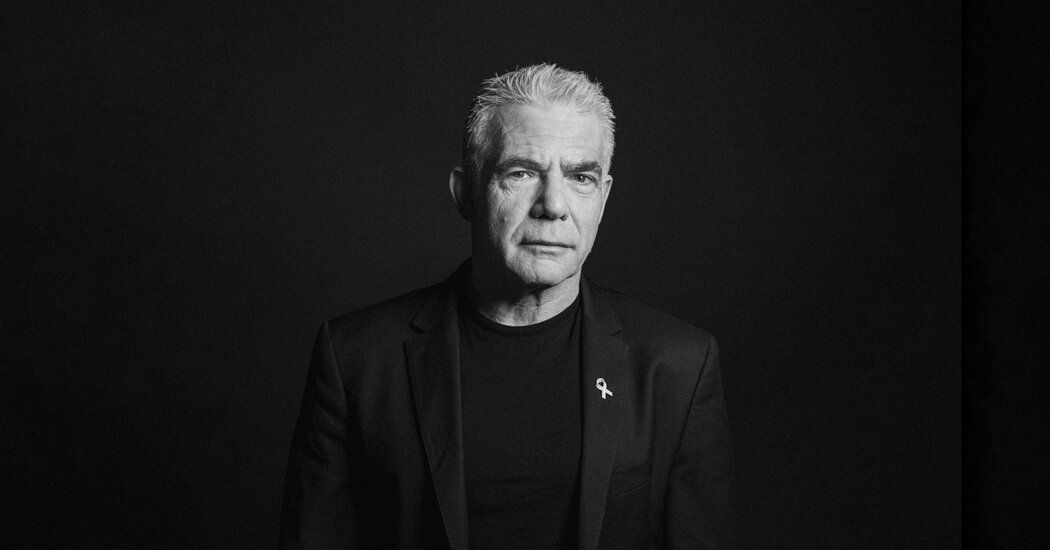 27Mag-Interview-Lapid-02-facebookJumbo.jpg