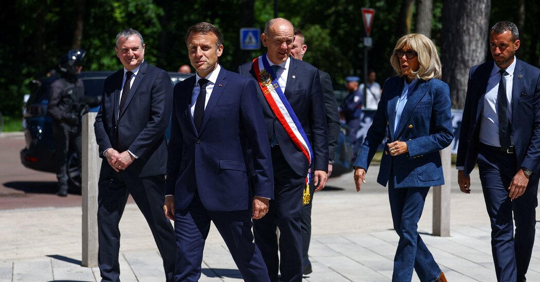 10france-election-explainer-bphq-facebookJumbo.jpg