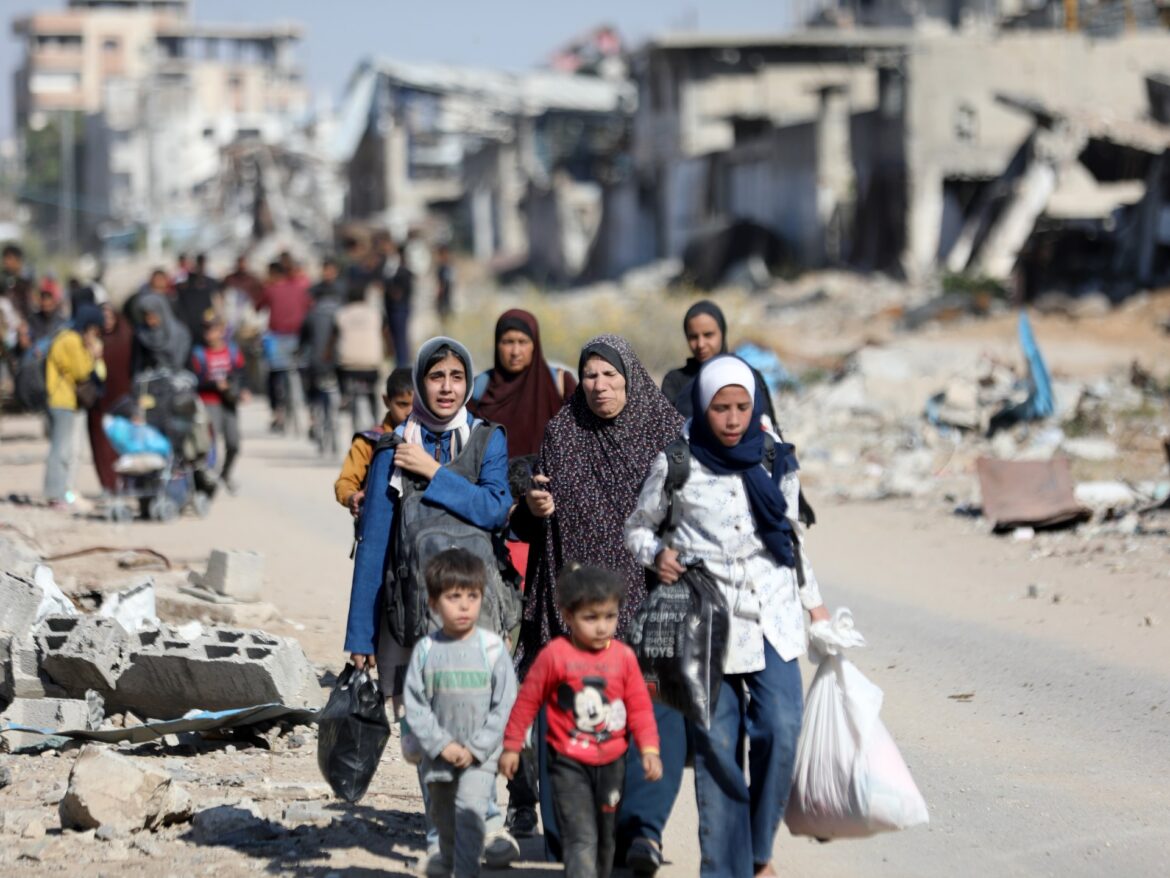 AA-20241022-35983918-35983897-FORCED_MIGRATION_OF_GAZANS_CONTINUES-1729666139.jpg