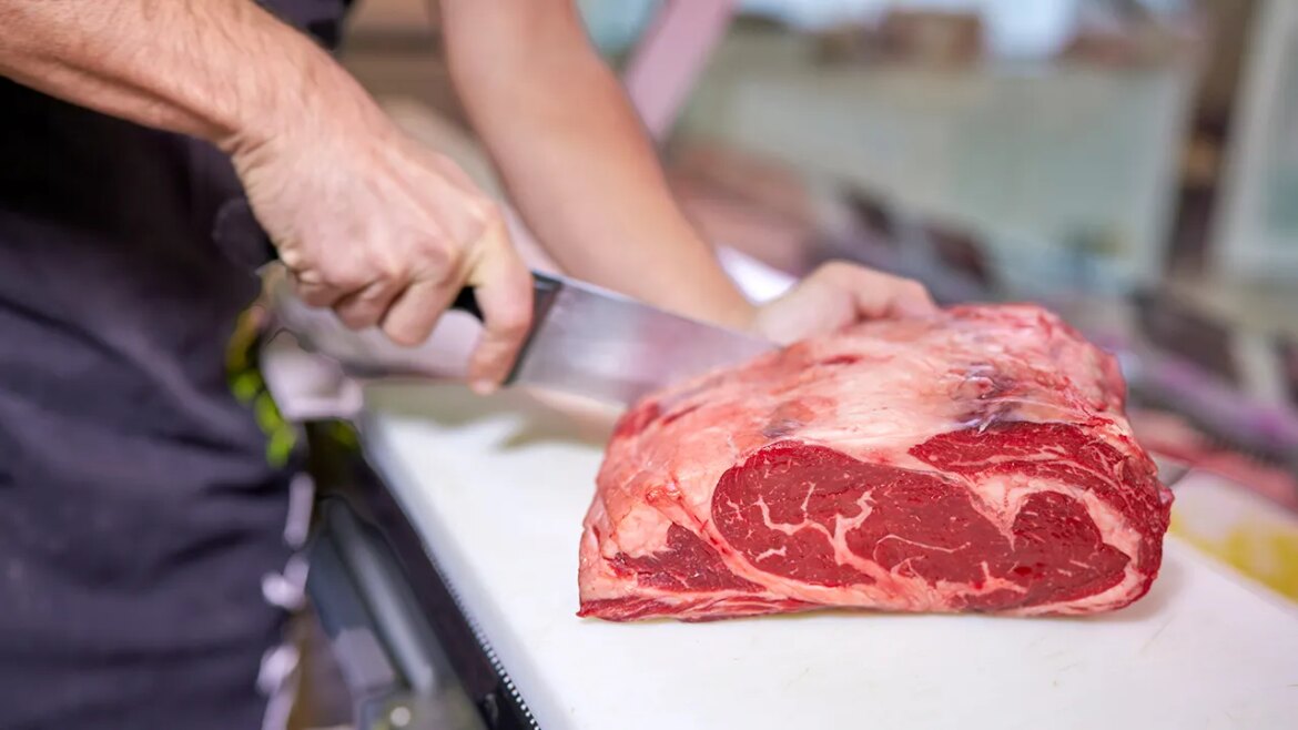 butcher-knife-cuts-meat.jpg