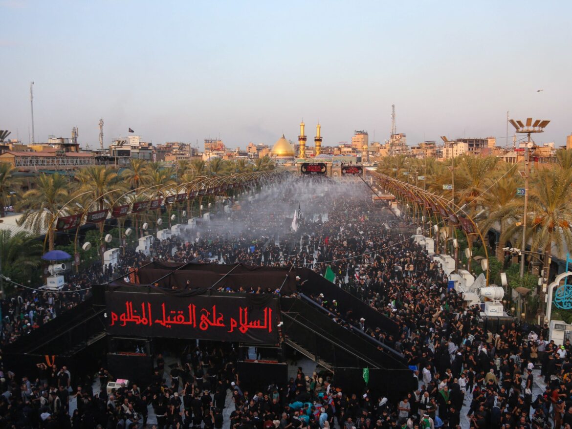 AFP__20240824__36EP9FE__v1__HighRes__IraqIslamShiiteArbaeen-1724615423.jpg