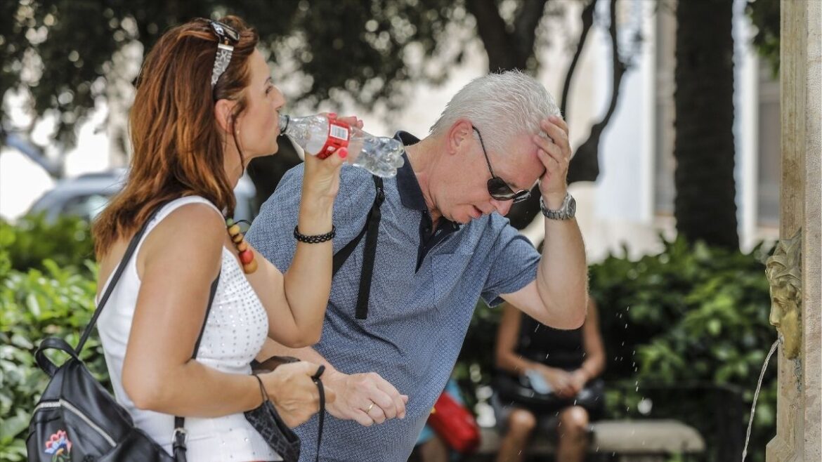 1758703861_personas-calor-temperaturas.jpg