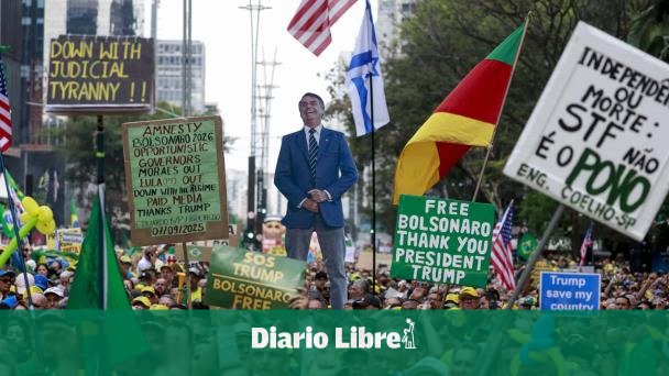 miles-protestan-en-defensa-de-bolsonaro-y-exigen-una-amnistia-328b6f89-focus-0-0-608-342_wam.jpg