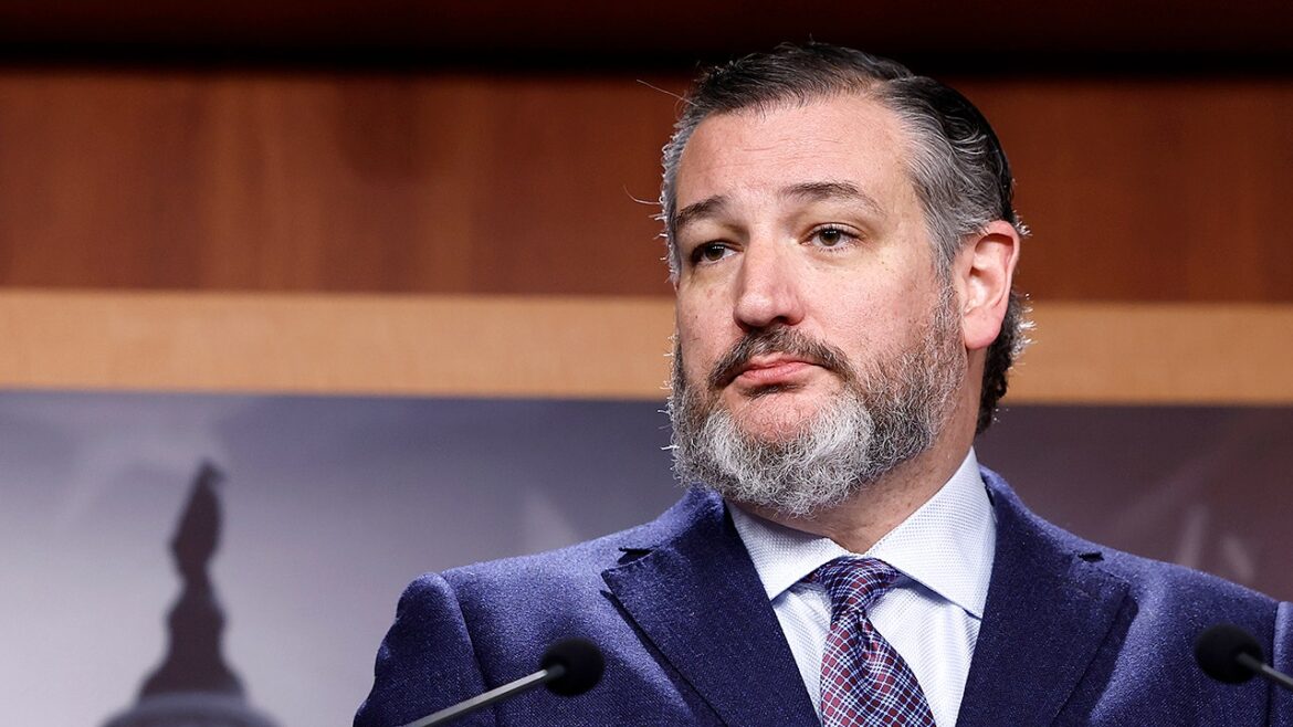 ted-cruz-charlie-kirk.jpg