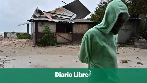 tres-muertos-en-jamaica-antes-de-llegar-huracan-melissa-44bebab8-focus-0-0-608-342_wam.jpg